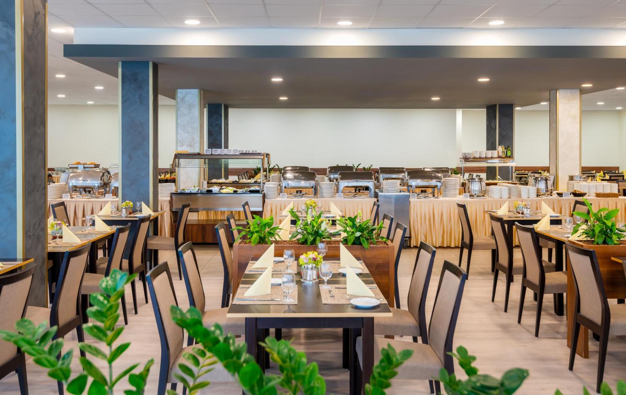 Hunguest Szeged - Ex Forras Hotel ภายนอก รูปภาพ